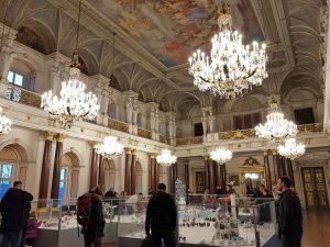 Barocker Festsaal mit Playmobil Ausstellung