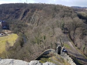 Blick vom Turm auf den Fluss Weida